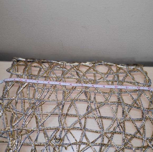 2 Woven Table-runner Plastic String in metallic Silver/Gold 17.5"L x 72"L x 13"W - Picture 2 of 4